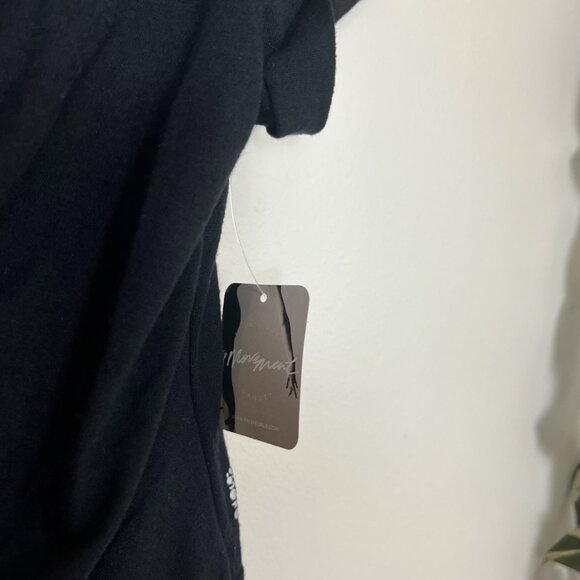 Free People Movement Run In The Sun Twisted Short Sleeve Shirt Black NWT Size M - Picture 7 of 7